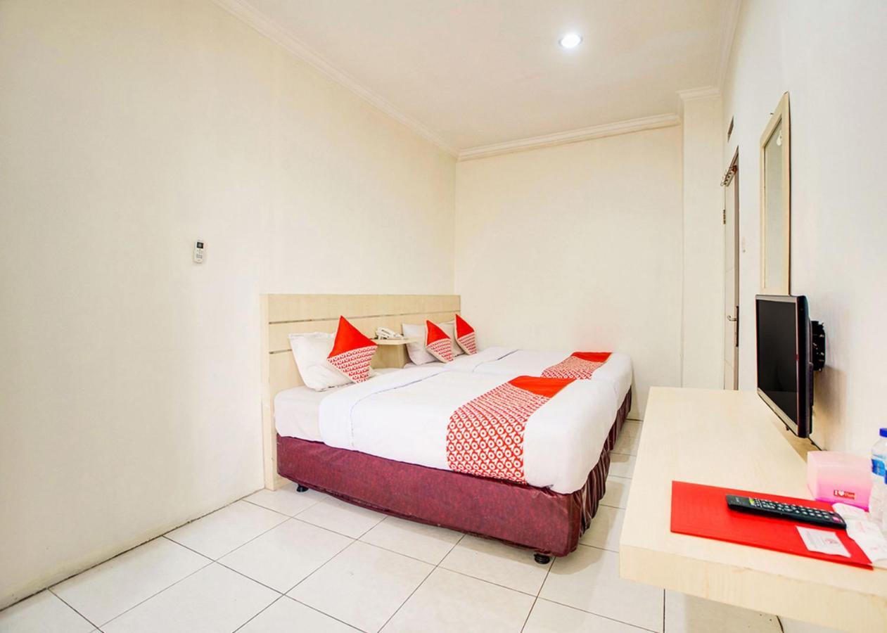 Oyo 2554 Hotel Arimbi Lama Dewi Sartika Bandung Luaran gambar