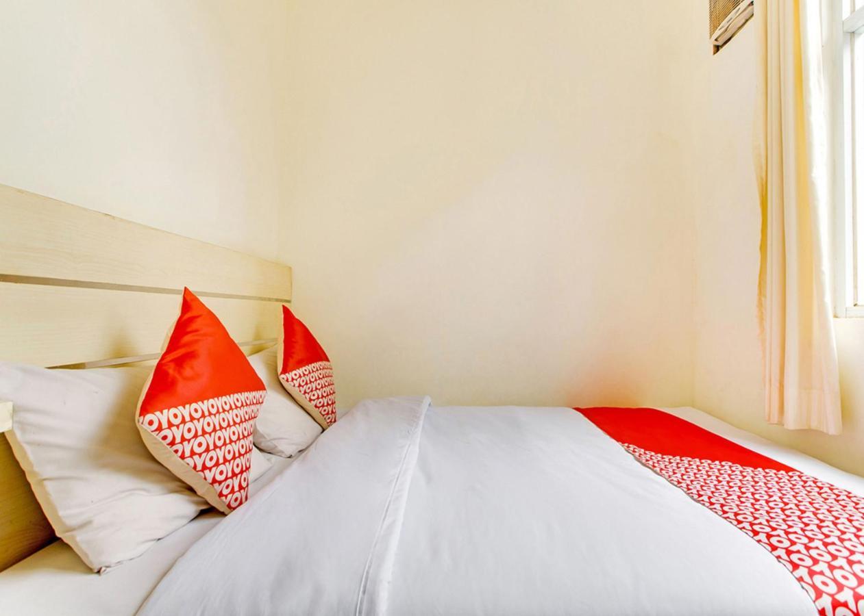 Oyo 2554 Hotel Arimbi Lama Dewi Sartika Bandung Luaran gambar